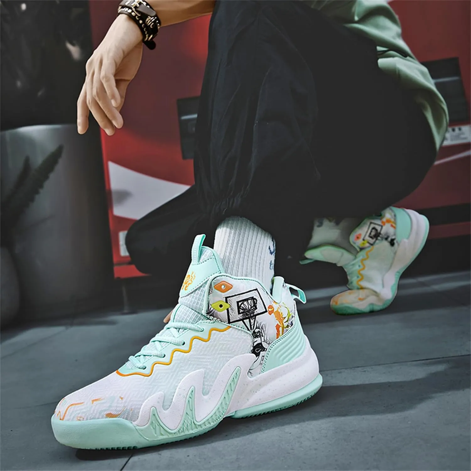 Women's Lace Up High Top Basketball Shoes Fashion Breathable Sneakers Casual Non-Slip Sports Shoes for Running Walking