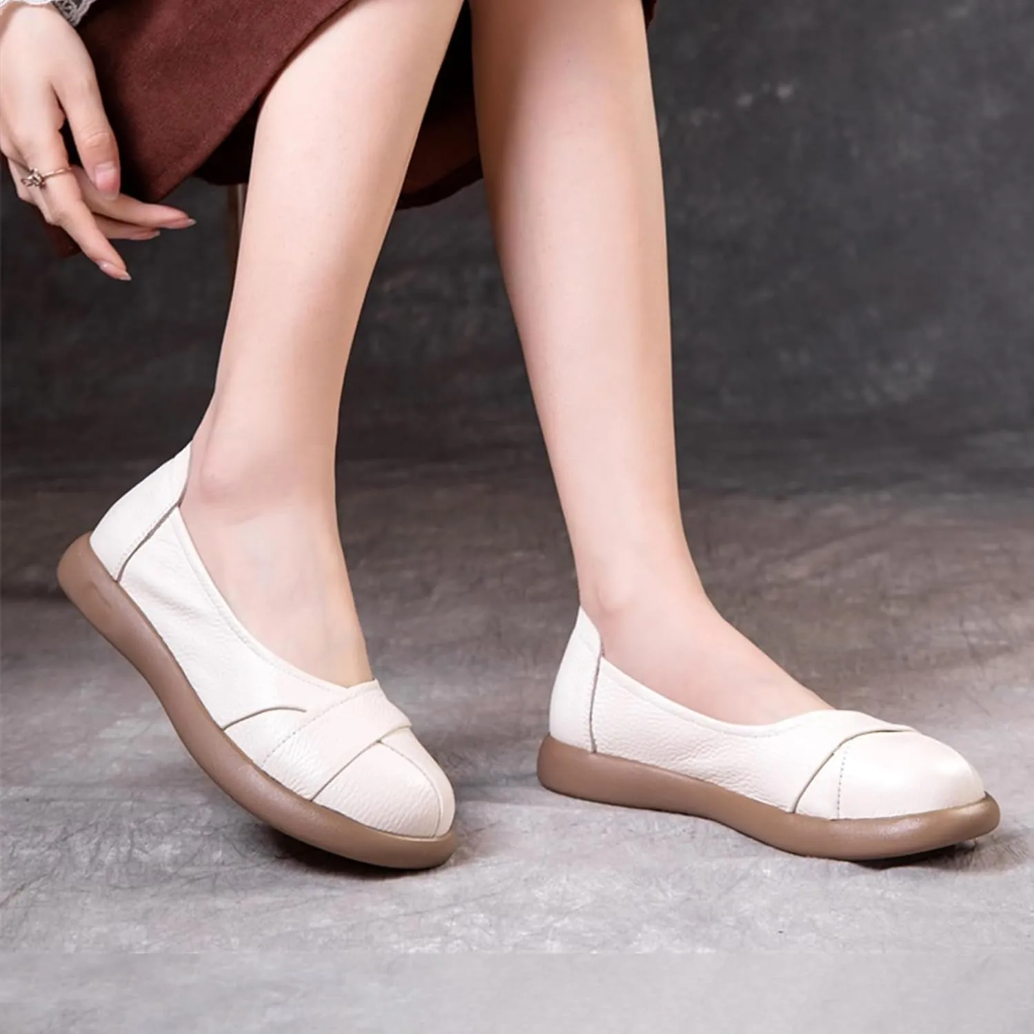 Women's Leather Slip-On Dress Flat Shoes,Comfort Closed Round Toe Non-Slip Soft Sole Oxford Casual Walking Pumps