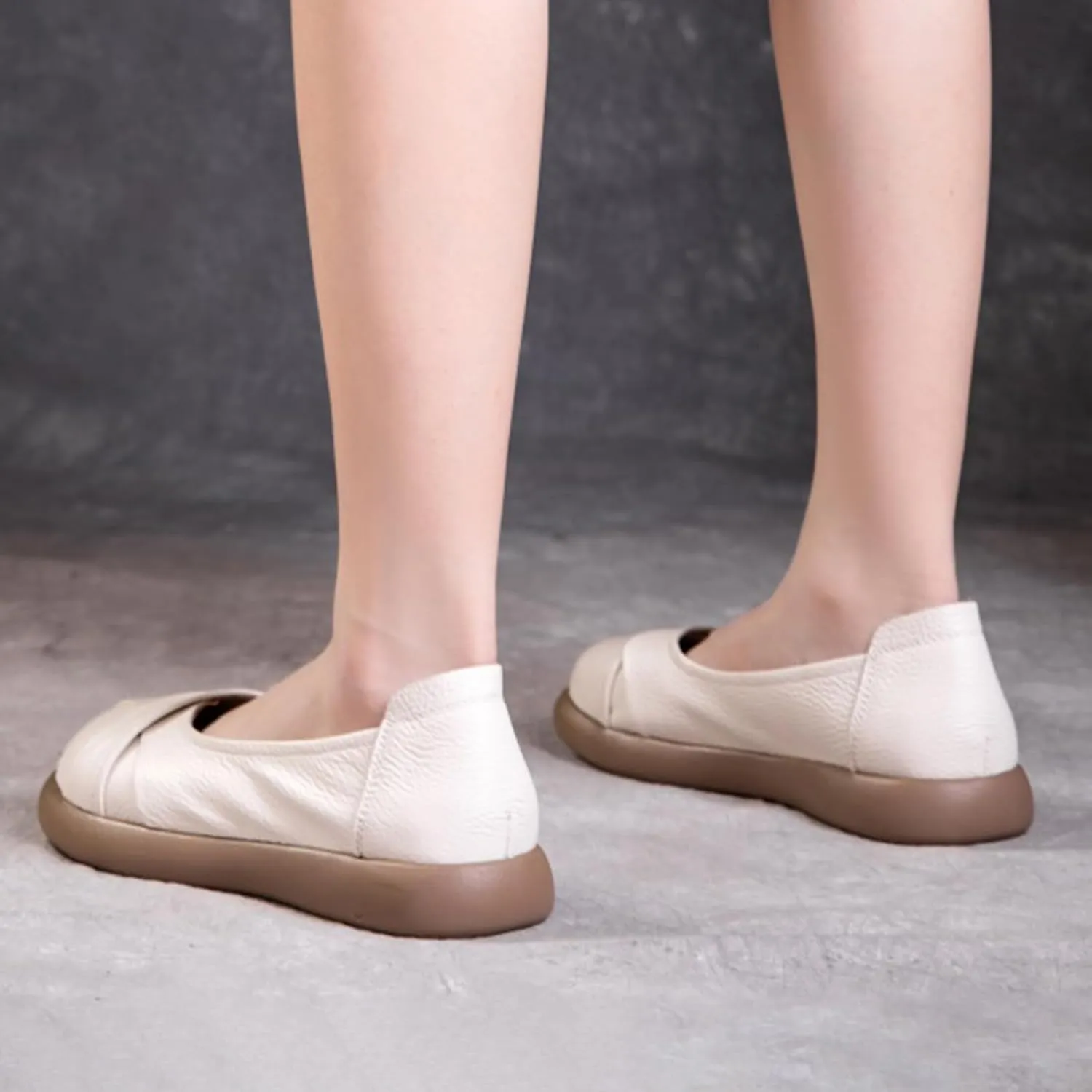 Women's Leather Slip-On Dress Flat Shoes,Comfort Closed Round Toe Non-Slip Soft Sole Oxford Casual Walking Pumps