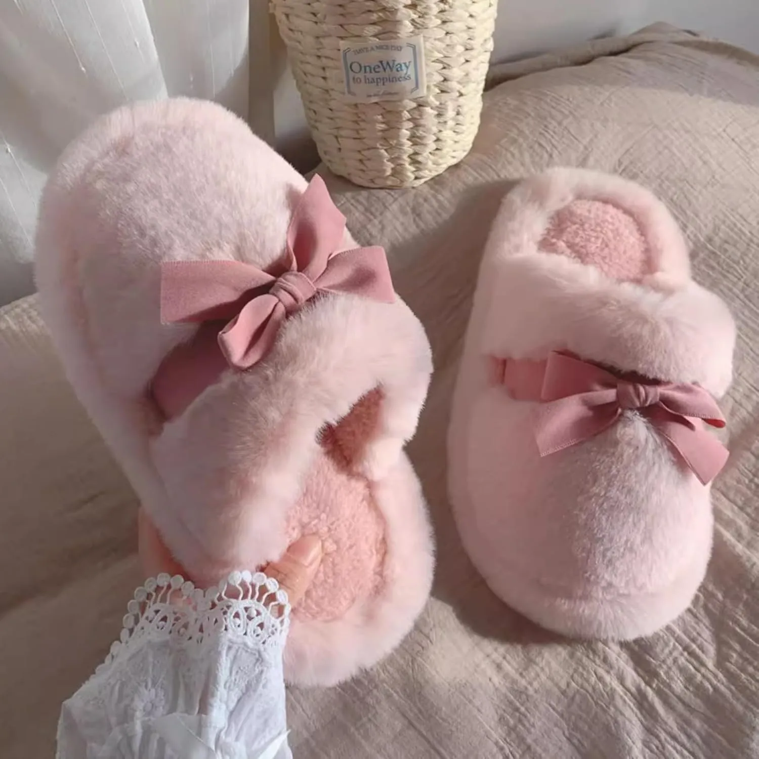 Women's Winter Warm Bow Knot Fuzzy Plush Slippers, Cute Indoor Slip-On Home Shoes for Girls