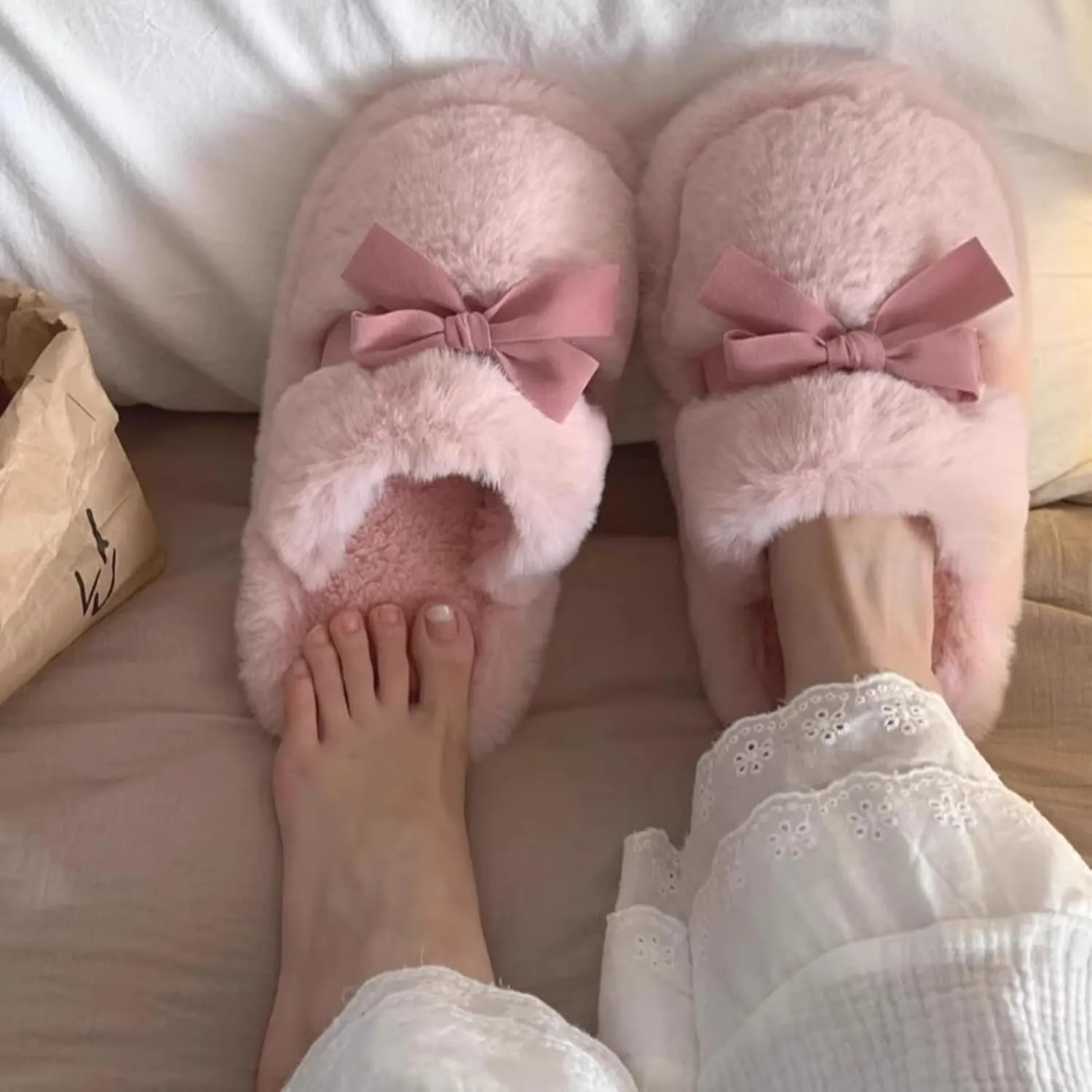 Women's Winter Warm Bow Knot Fuzzy Plush Slippers, Cute Indoor Slip-On Home Shoes for Girls
