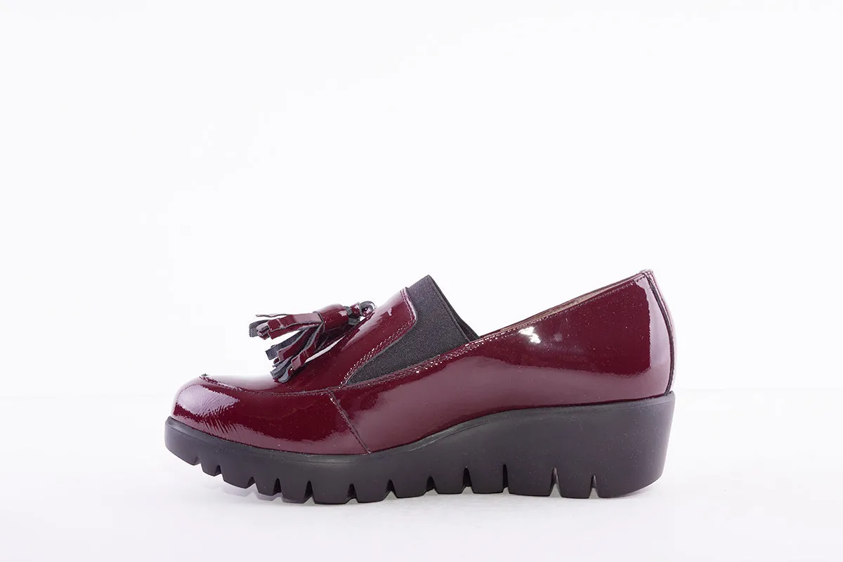 WONDERS - C-3342 LOW WEDGE SHOE - WINE PATENT